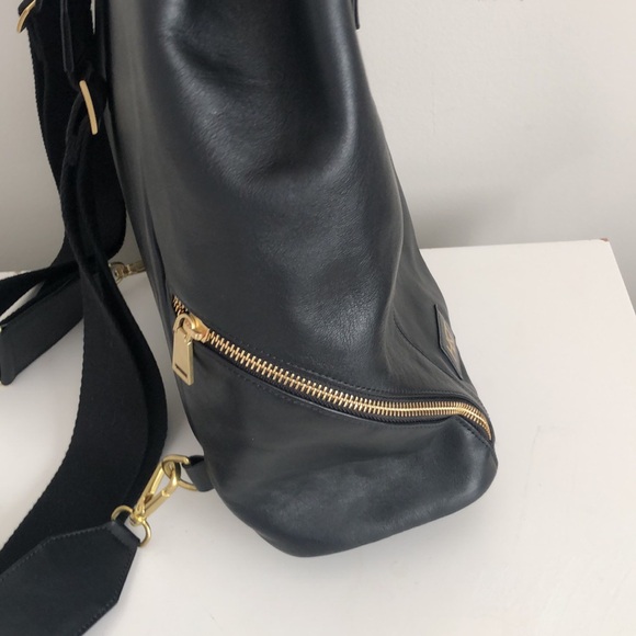 H&T Leather Backpack - Picture 7 of 12